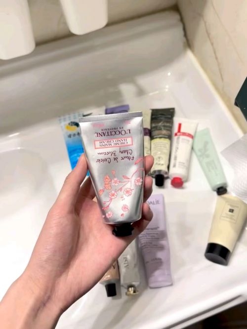分享精致女孩最爱的五款护手霜OG真人平台护手霜推荐第一名(图3)